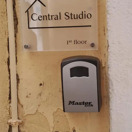 Central Studio Lejlighed *